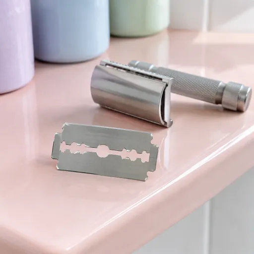 Exploring the Efficiency of Gillette Safety Blades